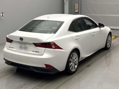 Lexus IS300h