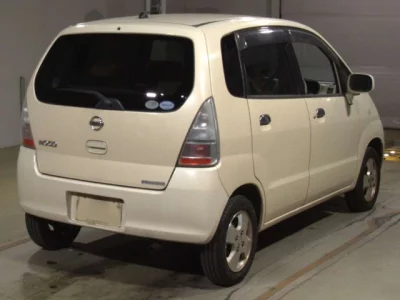 Nissan MOCO  с аукциона в Японии