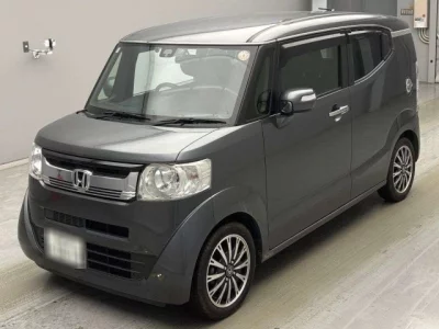 Honda N-Box Slash