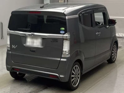 Honda N-Box Slash