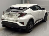 Toyota C-HR лот № 592 оценка 4  с аукциона в Японии 1