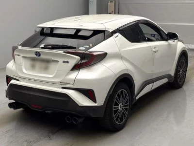 Toyota C-HR  с аукциона в Японии