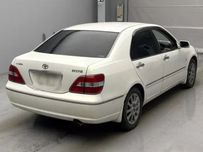 Toyota BREVIS  с аукциона в Японии