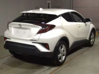 Toyota C-HR лот № 2193 оценка 4  с аукциона в Японии 1