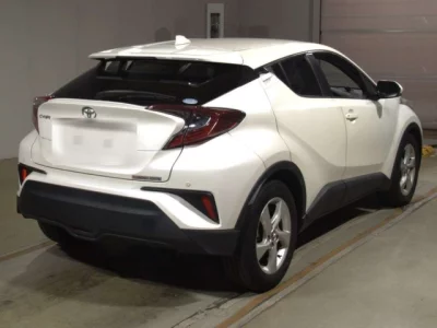 Toyota C-HR  с аукциона в Японии