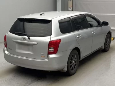 Toyota COROLLA FIELDER  с аукциона в Японии