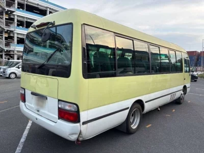 Toyota COASTER
