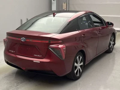 Toyota MIRAI  с аукциона в Японии