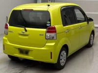 Toyota SPADE лот № 4370 оценка RA  с аукциона в Японии 1