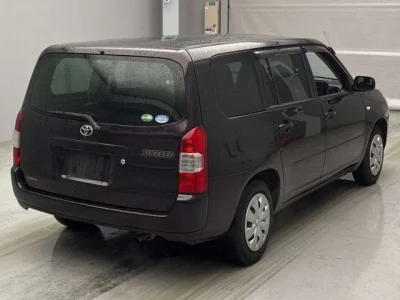 Toyota SUCCEED