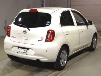 Nissan March