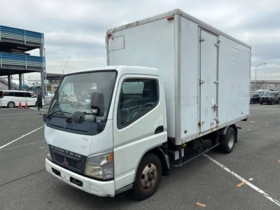 Mitsubishi Fuso Canter