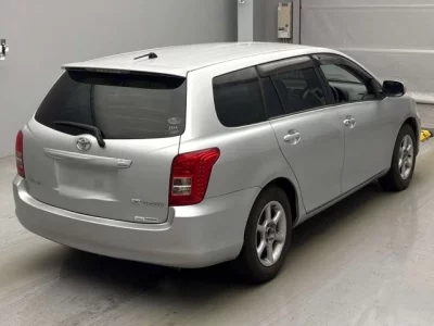 Toyota COROLLA FIELDER  с аукциона в Японии