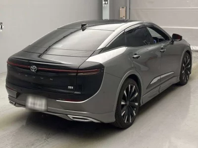 Toyota Crown Crossover