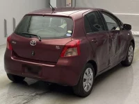 Toyota VITZ лот № 18293 оценка R  с аукциона в Японии 1