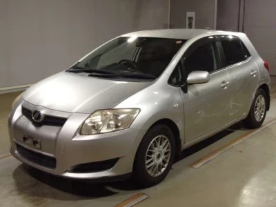 Toyota AURIS  с аукциона в Японии