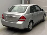 Nissan TIIDA LATIO лот № 18272 оценка RA  с аукциона в Японии 1