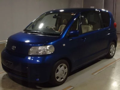 Toyota PORTE  с аукциона в Японии