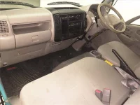 Toyota DYNA лот № 70032 оценка R  с аукциона в Японии 3