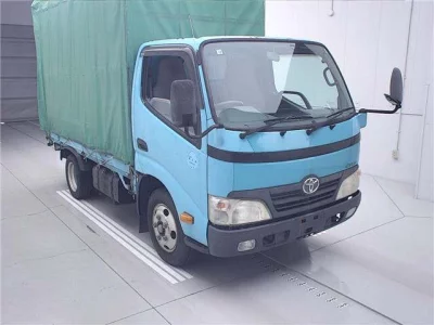 Toyota DYNA  с аукциона в Японии