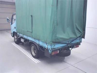 Toyota DYNA  с аукциона в Японии