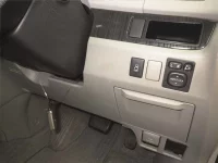 Toyota ESTIMA лот № 60121 оценка 4  с аукциона в Японии 7