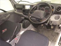 Toyota DYNA лот № 2289 оценка 3.5  с аукциона в Японии 2