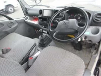 Toyota DYNA лот № 3017 оценка 4  с аукциона в Японии 2