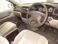 Toyota HIACE REGIUS лот № 5367 оценка 3.5  с аукциона в Японии 2