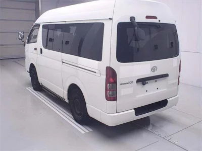 Toyota REGIUS ACE VAN