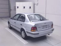 Toyota TERCEL лот № 70027 оценка 3.5  с аукциона в Японии 1