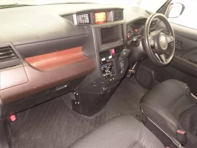 Toyota TANK  с аукциона в Японии