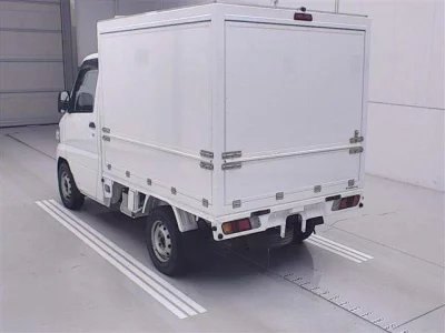 Nissan CLIPPER TRUCK