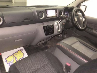Nissan CARAVAN VAN