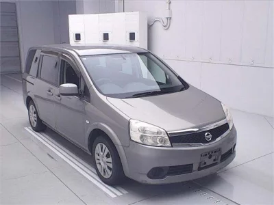 Nissan Lafesta