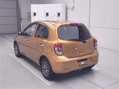 Nissan March