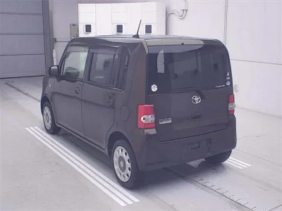 Toyota PIXIS SPACE