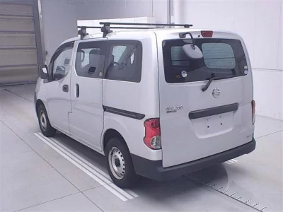Nissan NV200