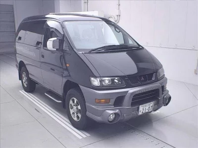 Mitsubishi DELICA