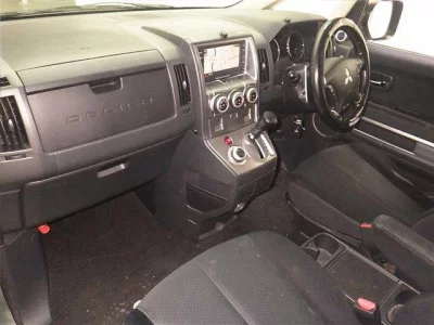 Mitsubishi DELICA D5