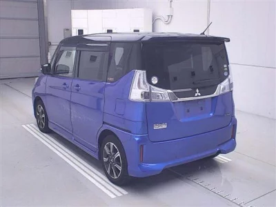 Mitsubishi DELICA D2