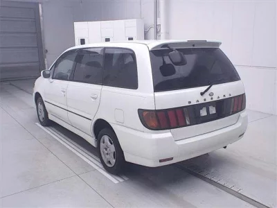 Nissan BASSARA