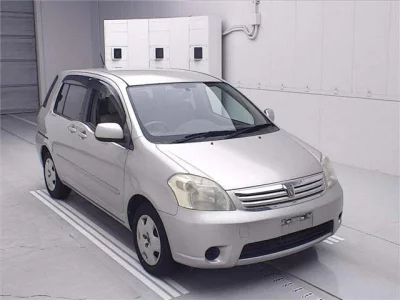 Toyota RAUM