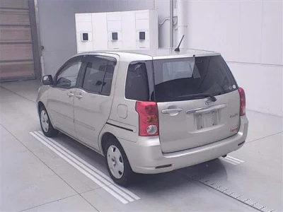 Toyota RAUM