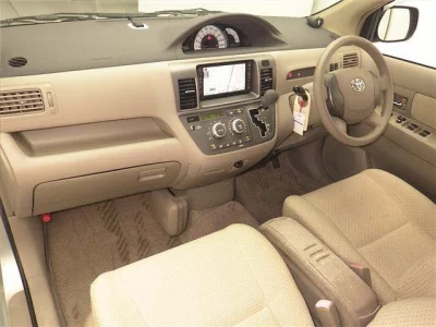 Toyota Raum