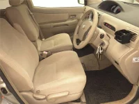 Toyota RAUM лот № 70260 оценка 3.5  с аукциона в Японии 4