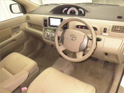 Toyota Raum