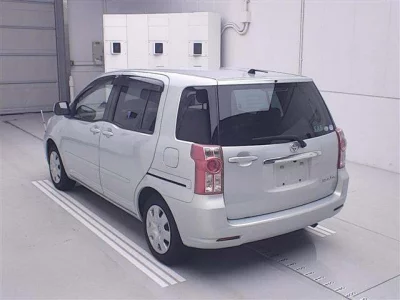 Toyota Raum