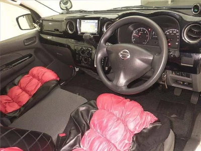 Nissan CARAVAN VAN