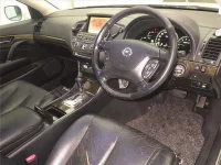 Nissan CIMA лот № 60302 оценка 3.5  с аукциона в Японии 2